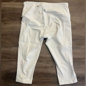 Lululemon cropped leggings, white, size 8